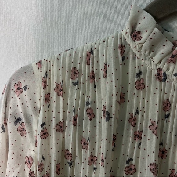Carly Jean Los Angeles dress S small Ivory white floral High neck Pleated Womens - Picture 4 of 9